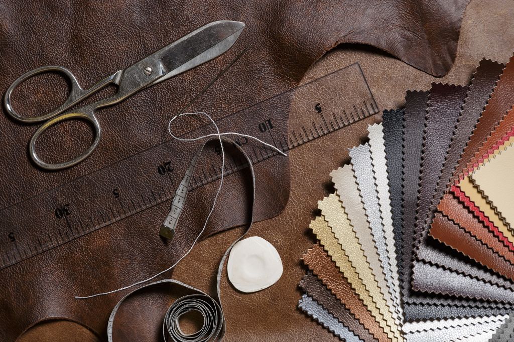 Materiales de tapicería y accesorios